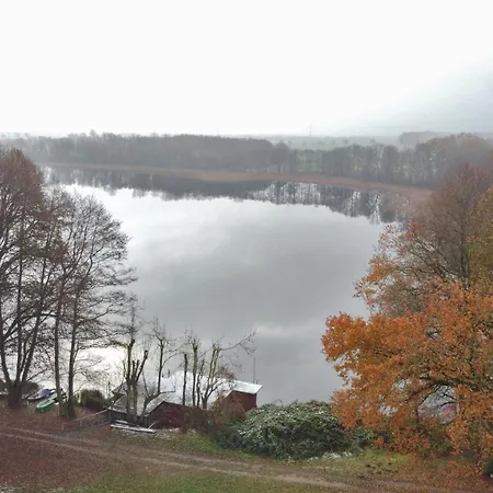 Ferienhaus Direkt Am Scharbow See Mit Bootshaus Prázdninový dům *